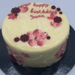 Entremet Fruits Rouges & Fève Tonka