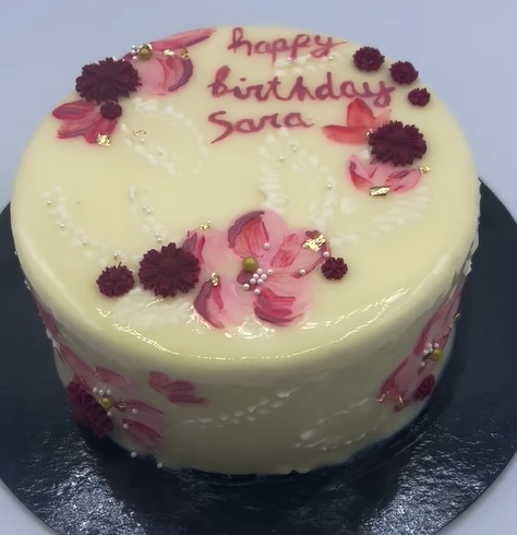 Entremet Fruits Rouges & Fève Tonka